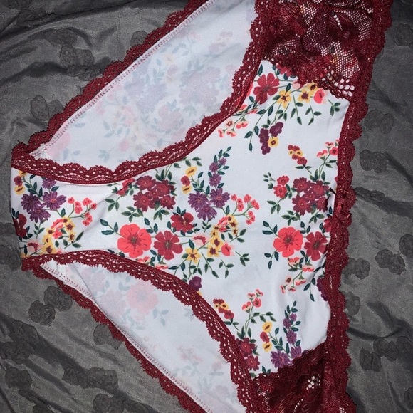 ⭐️PRICE FIRM⭐️ Splendies 8 pair underwear set - Picture 4 of 16